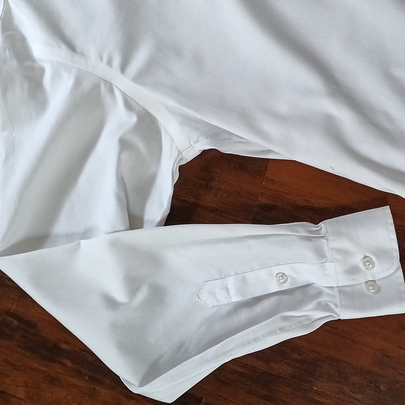 Kirkland White Traditional Fit Non-Iron Dress Shirt Men's Neck 16.5 36/37 - Picture 3 of 6